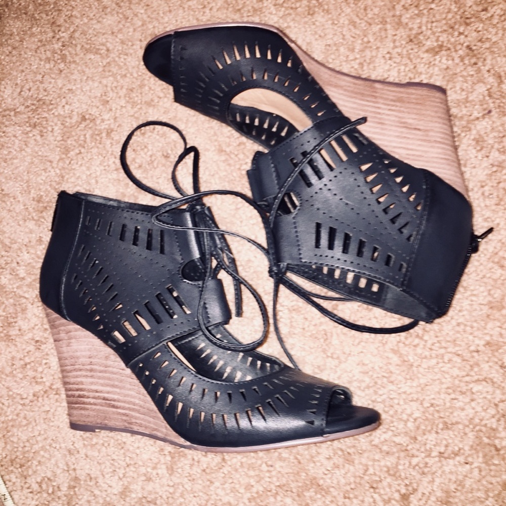 Restricted Perforated Wedge Sandal, 9